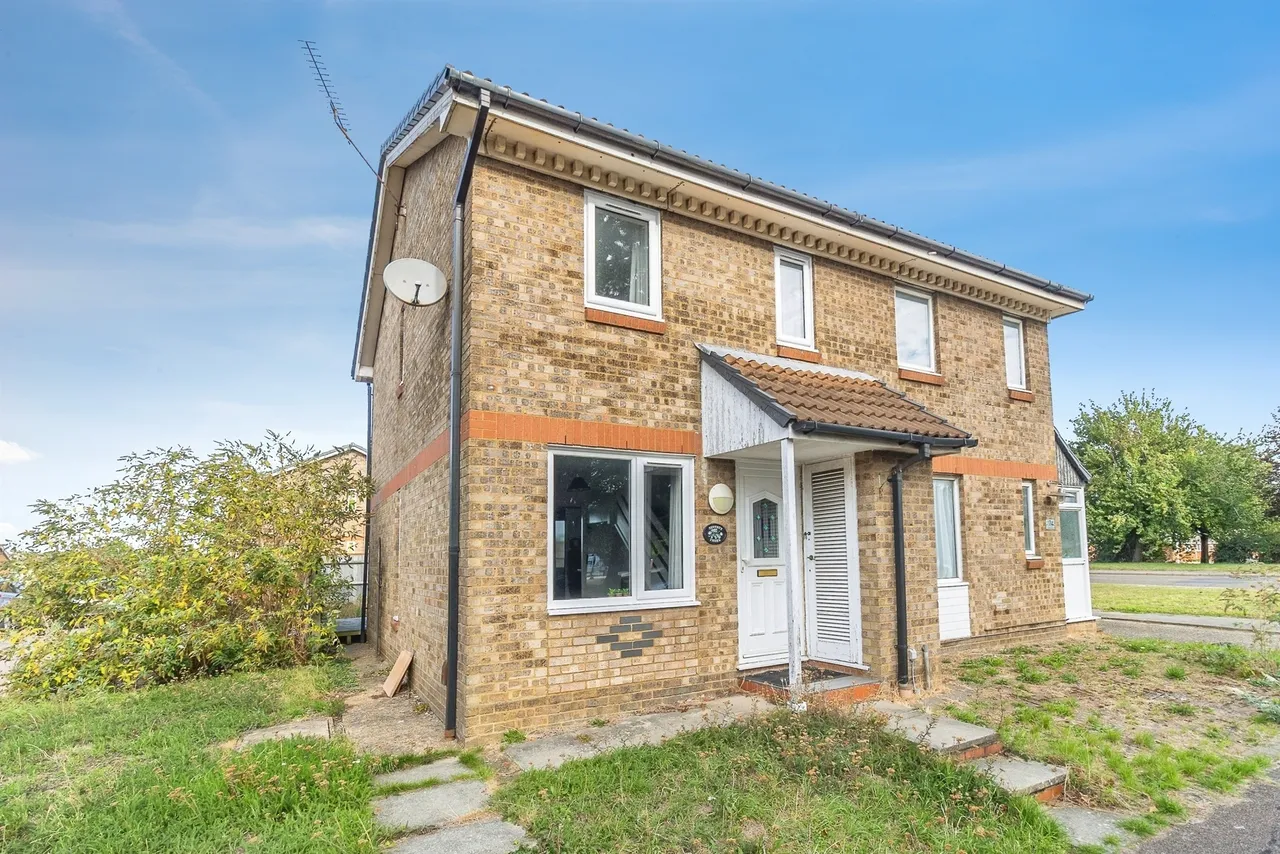2 bed house for sale, Penda Close, Luton, LU3