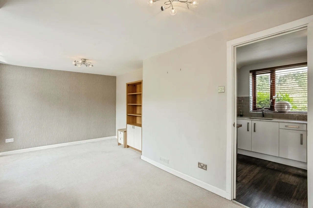 Fairway Crescent, Newton, NG13, photo 9