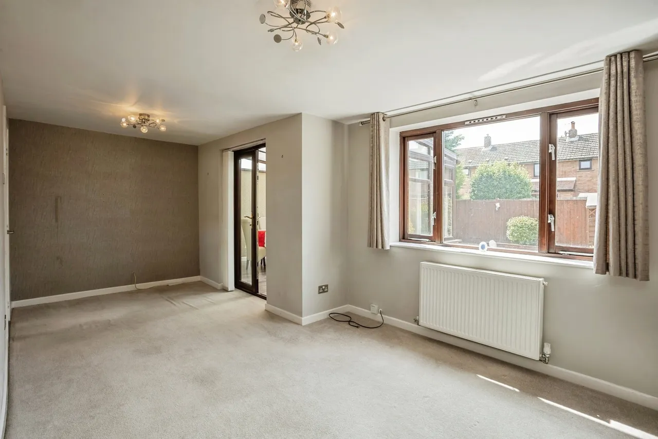 Fairway Crescent, Newton, NG13, photo 10