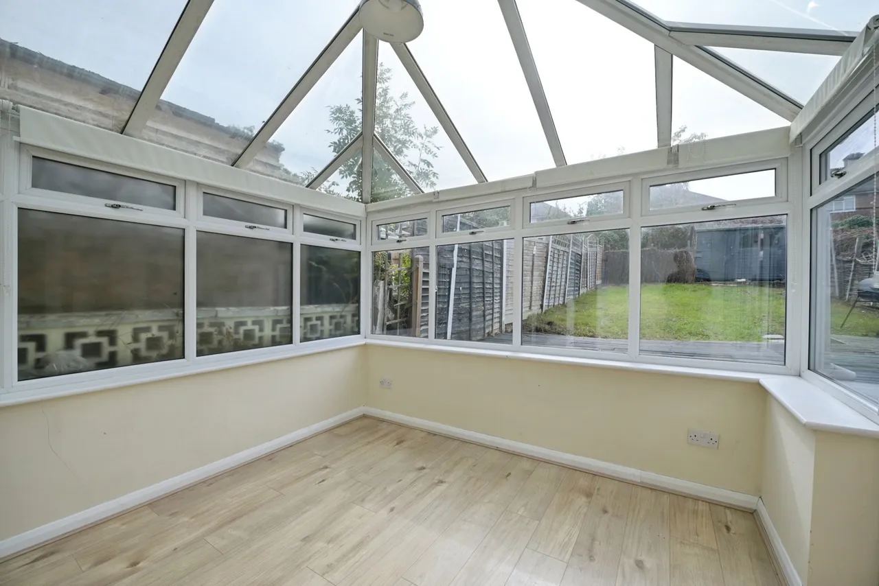 St. Johns Road, Romford, RM5, photo 4