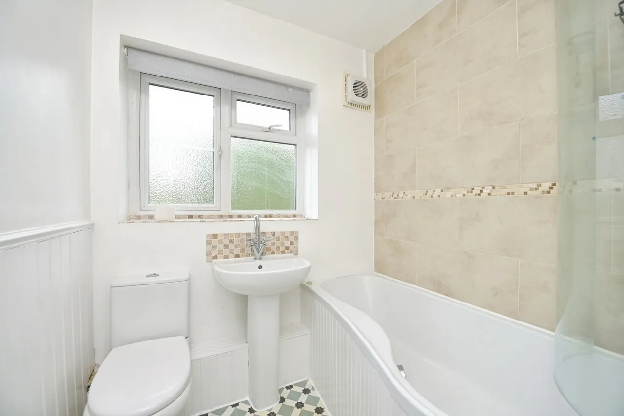 St. Johns Road, Romford, RM5, photo 8