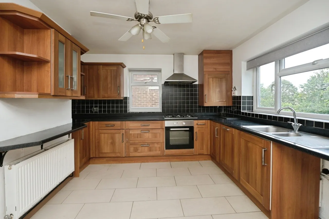 St. Johns Road, Romford, RM5, photo 2