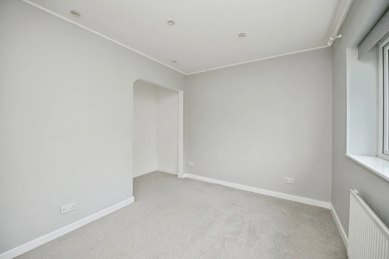 St. Johns Road, Romford, RM5, photo 5