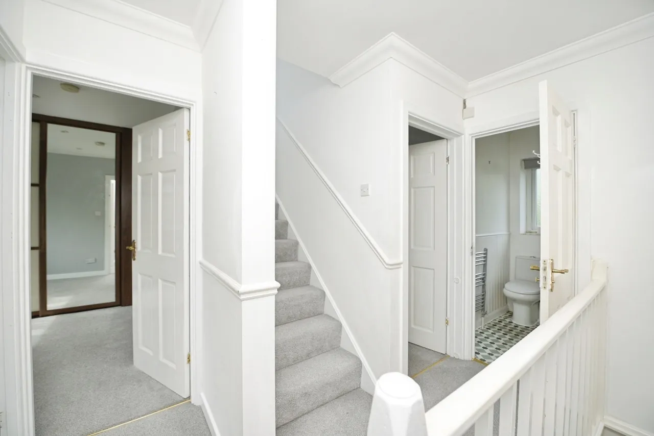 St. Johns Road, Romford, RM5, photo 10
