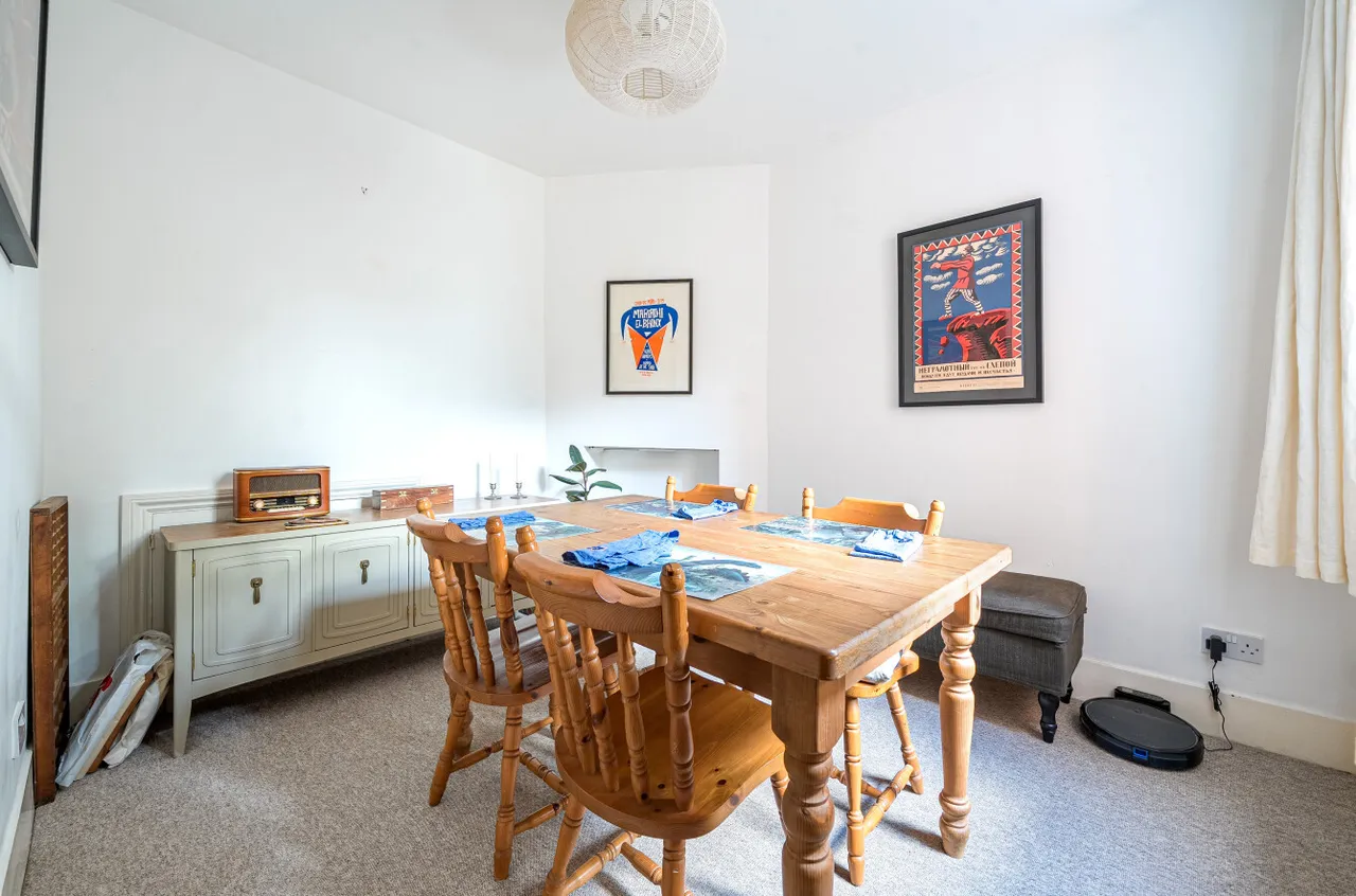 Hyde Close, Winchester, SO23, photo 5