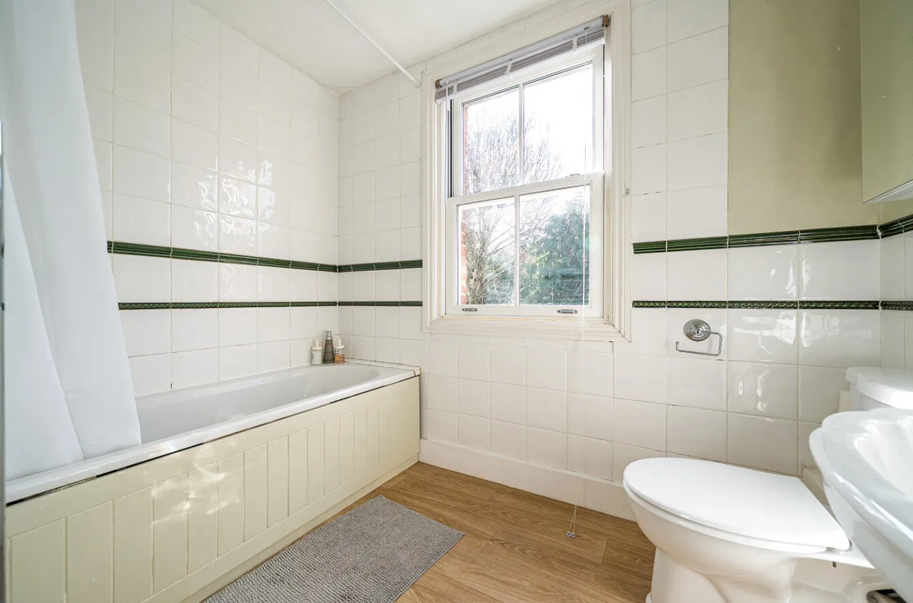 Hyde Close, Winchester, SO23, photo 6