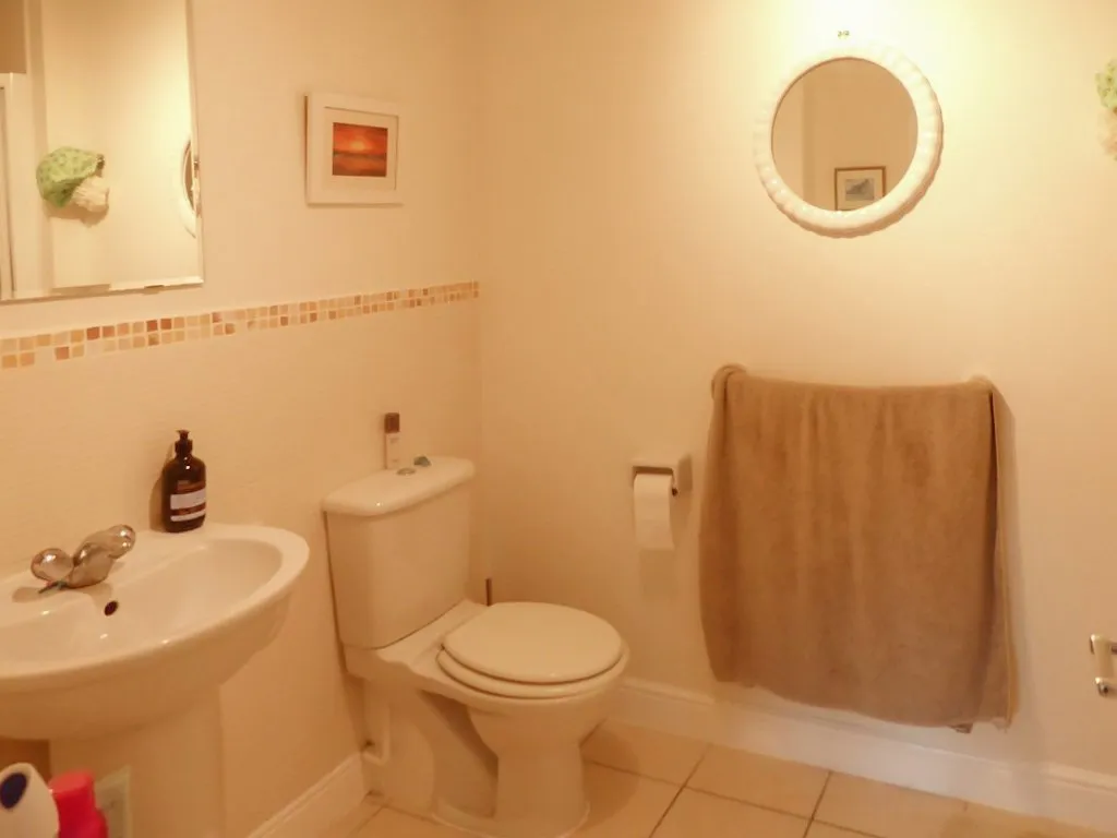 Staverton, Trowbridge, photo 16