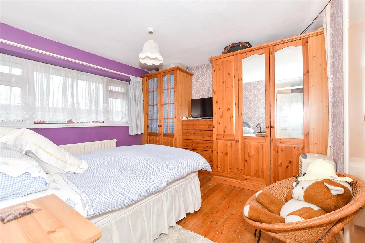 Corner Farm Road, Staplehurst, TN12, photo 7