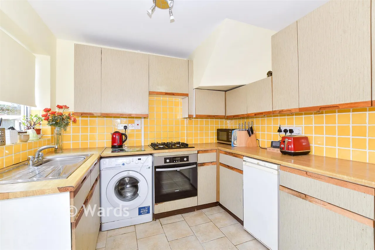 Corner Farm Road, Staplehurst, TN12, photo 3