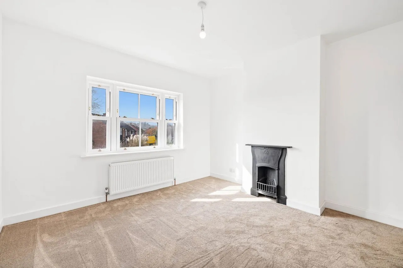 Dunnings Road, East Grinstead, RH19, photo 21