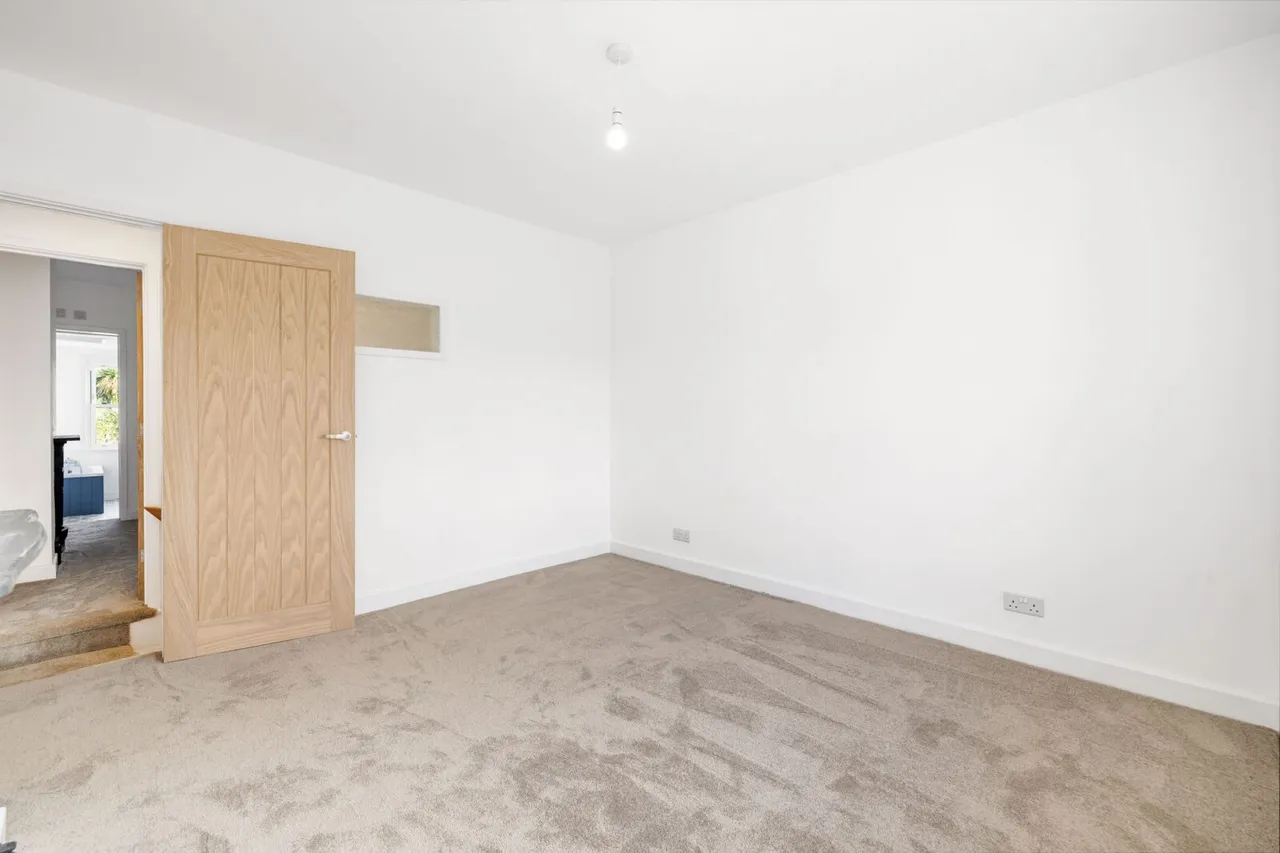 Dunnings Road, East Grinstead, RH19, photo 18