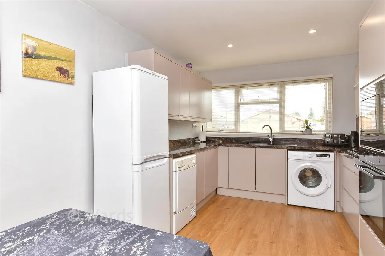 Bramley Way, Eastchurch, ME12, photo 4