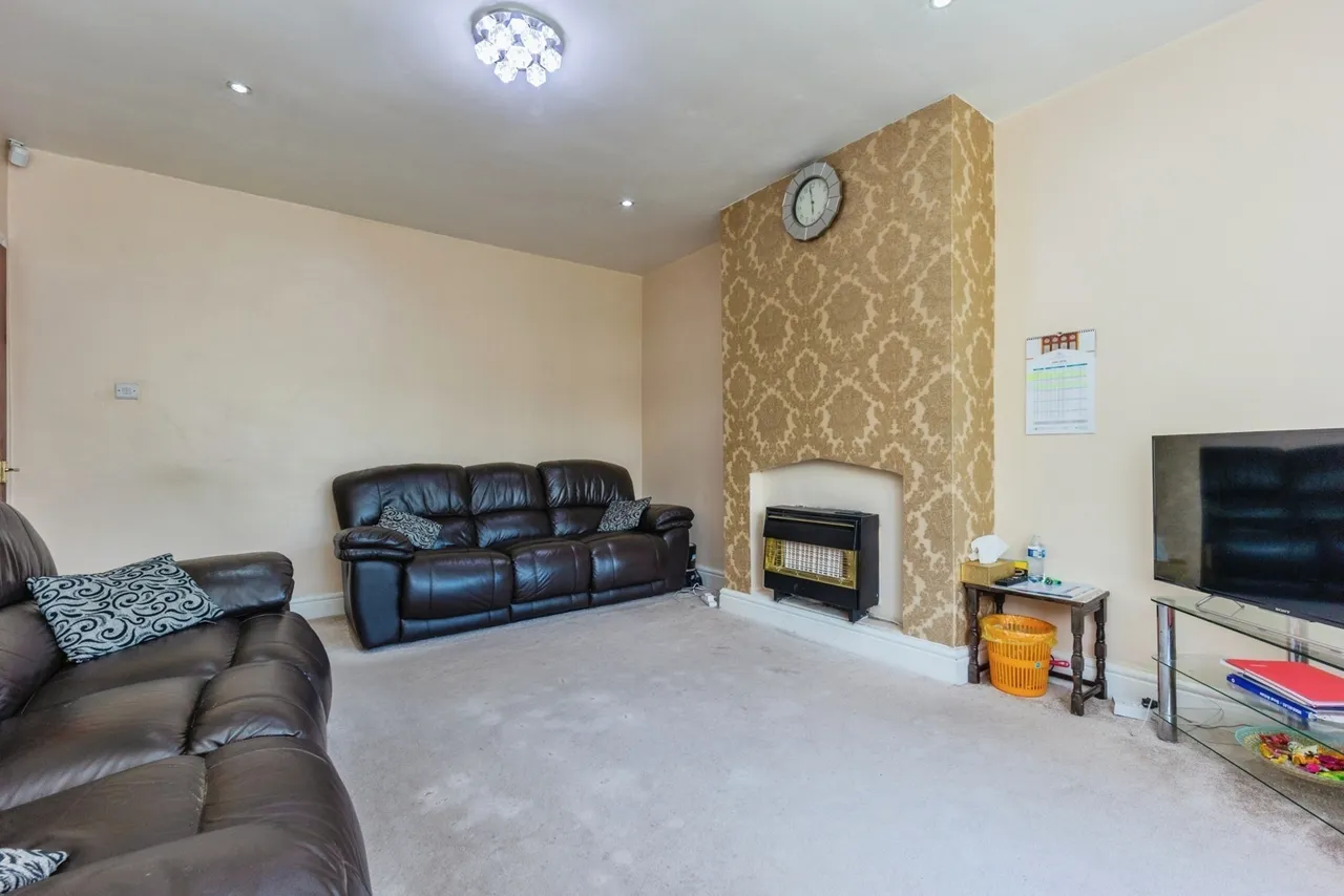 Seymour Grove, Old Trafford, Manchester, M16, photo 7