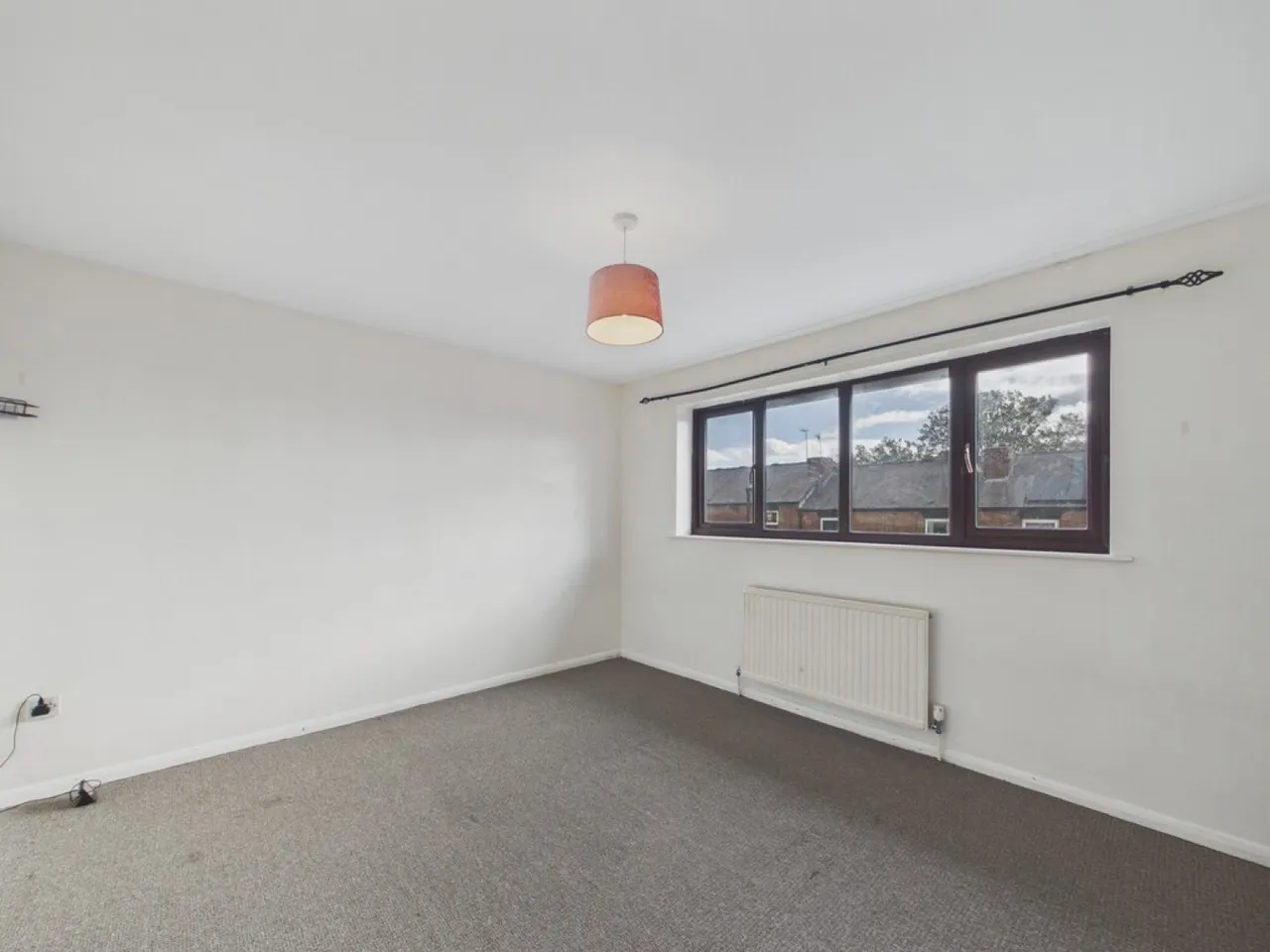 Holland Road, Old Whittington, S41, photo 9