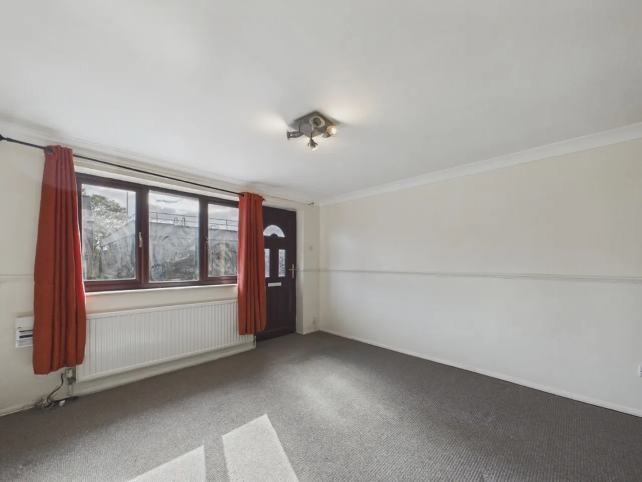 Holland Road, Old Whittington, S41, photo 7
