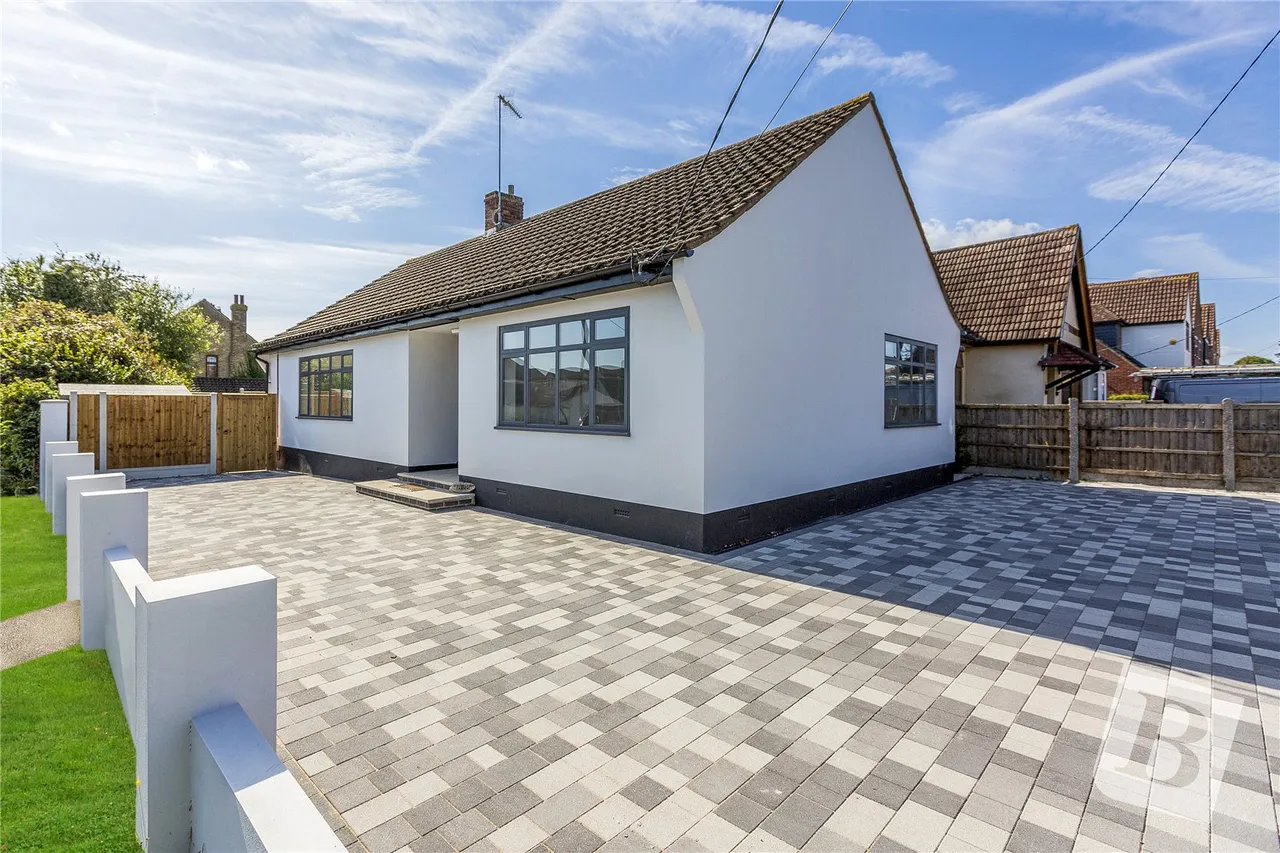 3 bed house for sale, Wickford, SS11