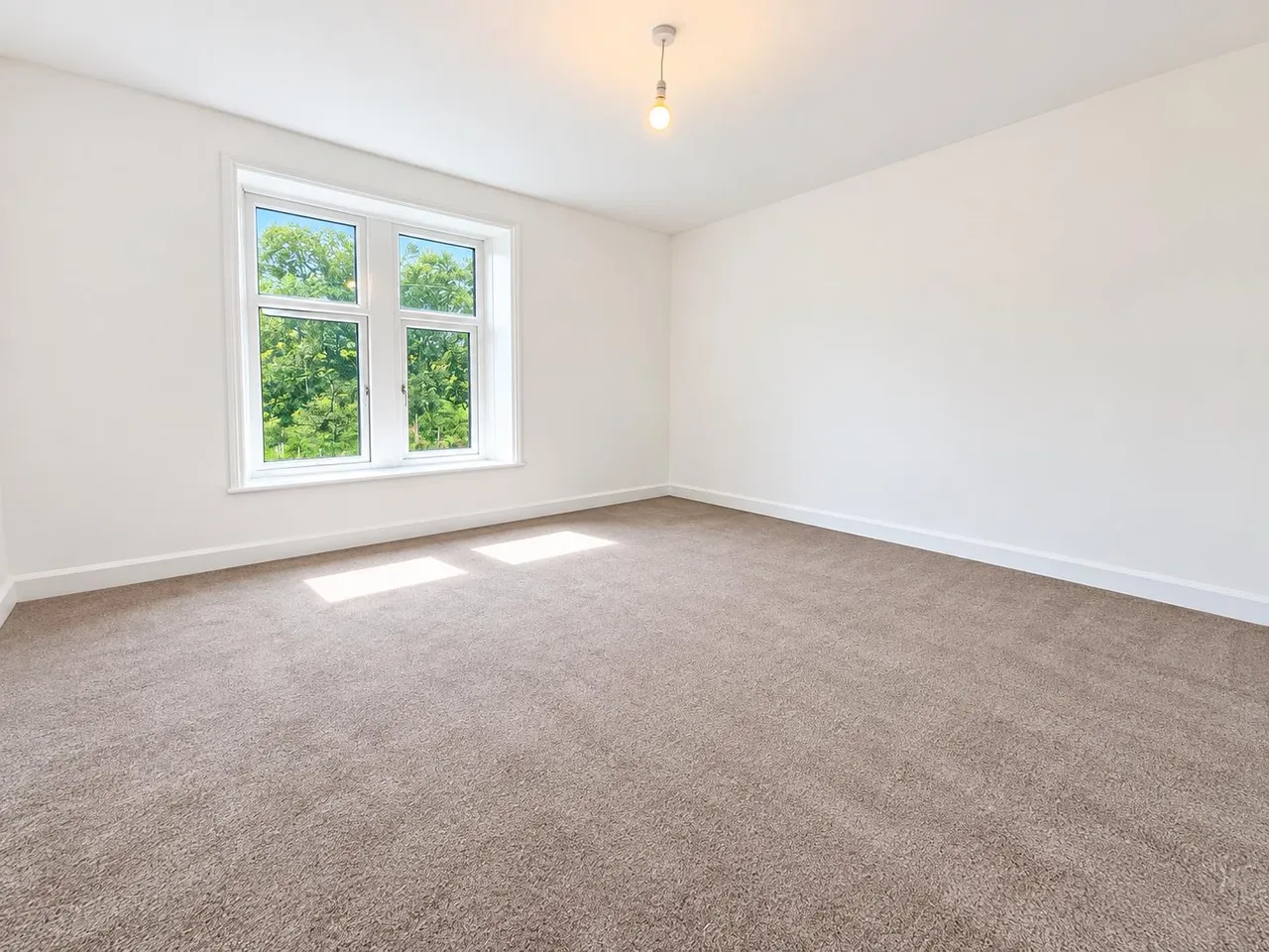 Colne Road, BD22, photo 2