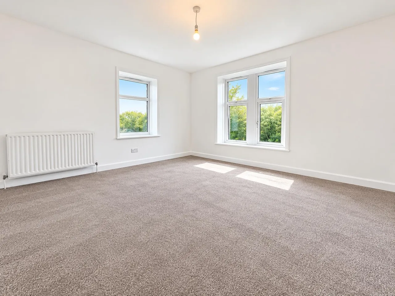 Colne Road, BD22, photo 3