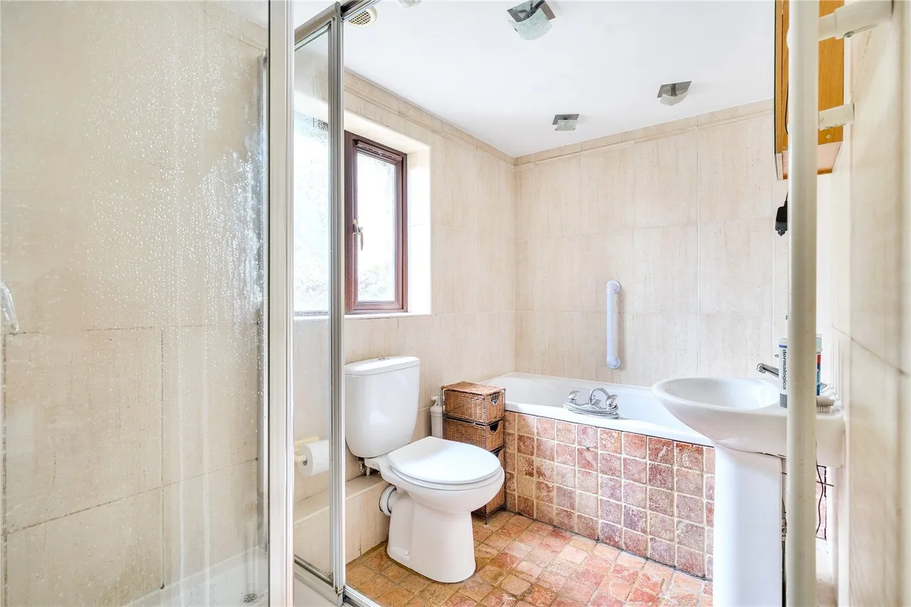 Launceston, PL15, photo 14