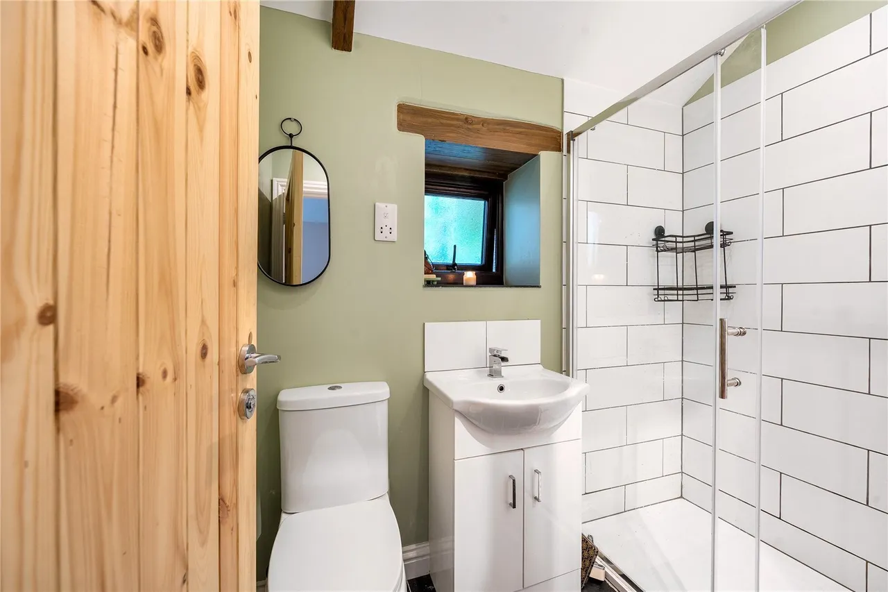 Launceston, PL15, photo 21
