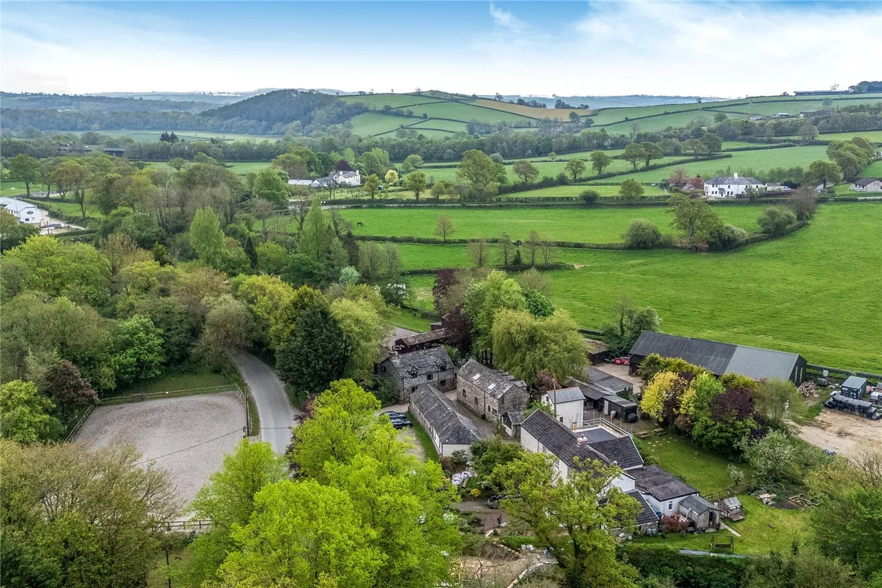 4 bed house for sale, Launceston, PL15