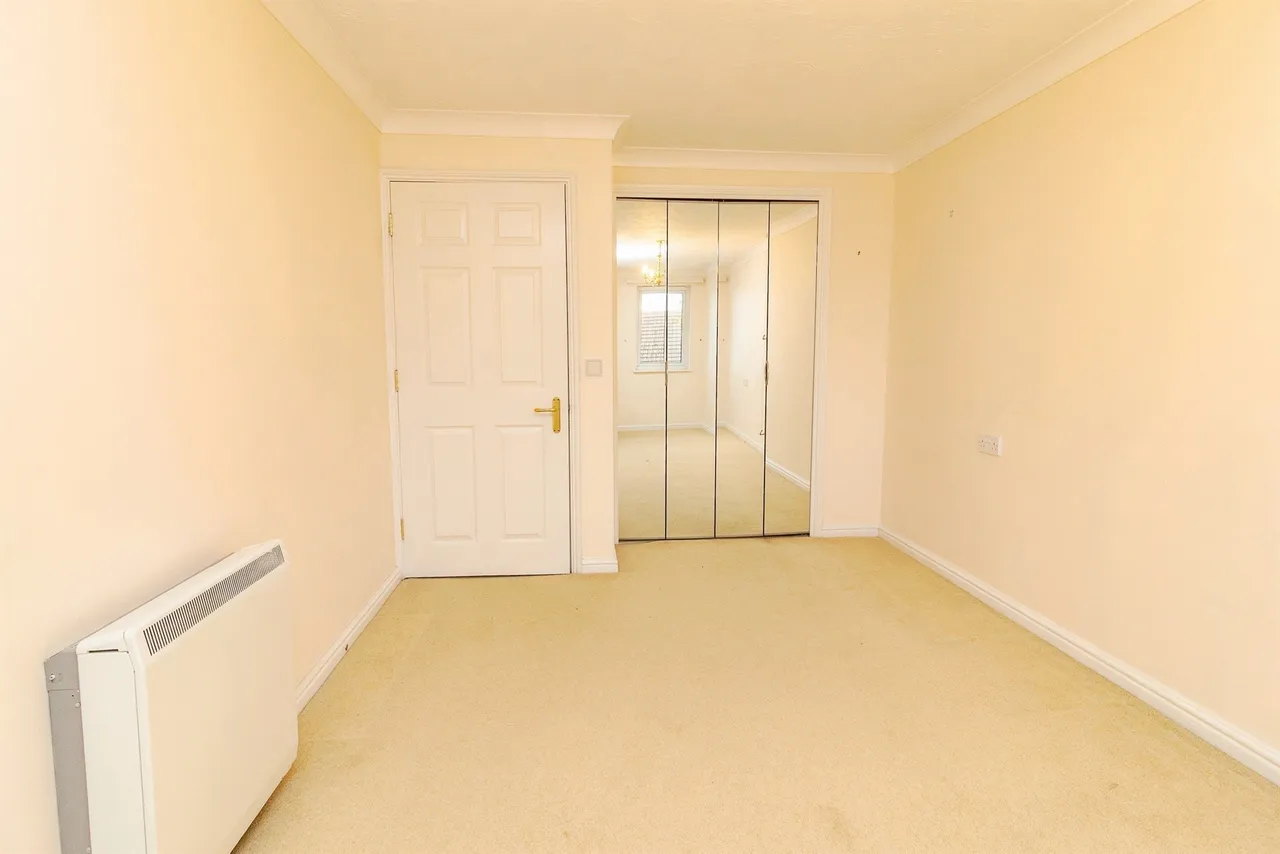 Clifford Avenue, Bletchley, MK2, photo 10