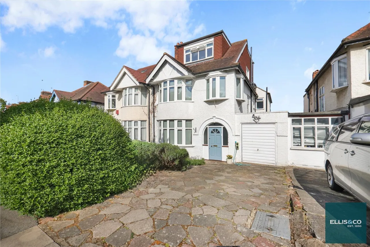 Tenterden Drive, Hendon, NW4, photo 5