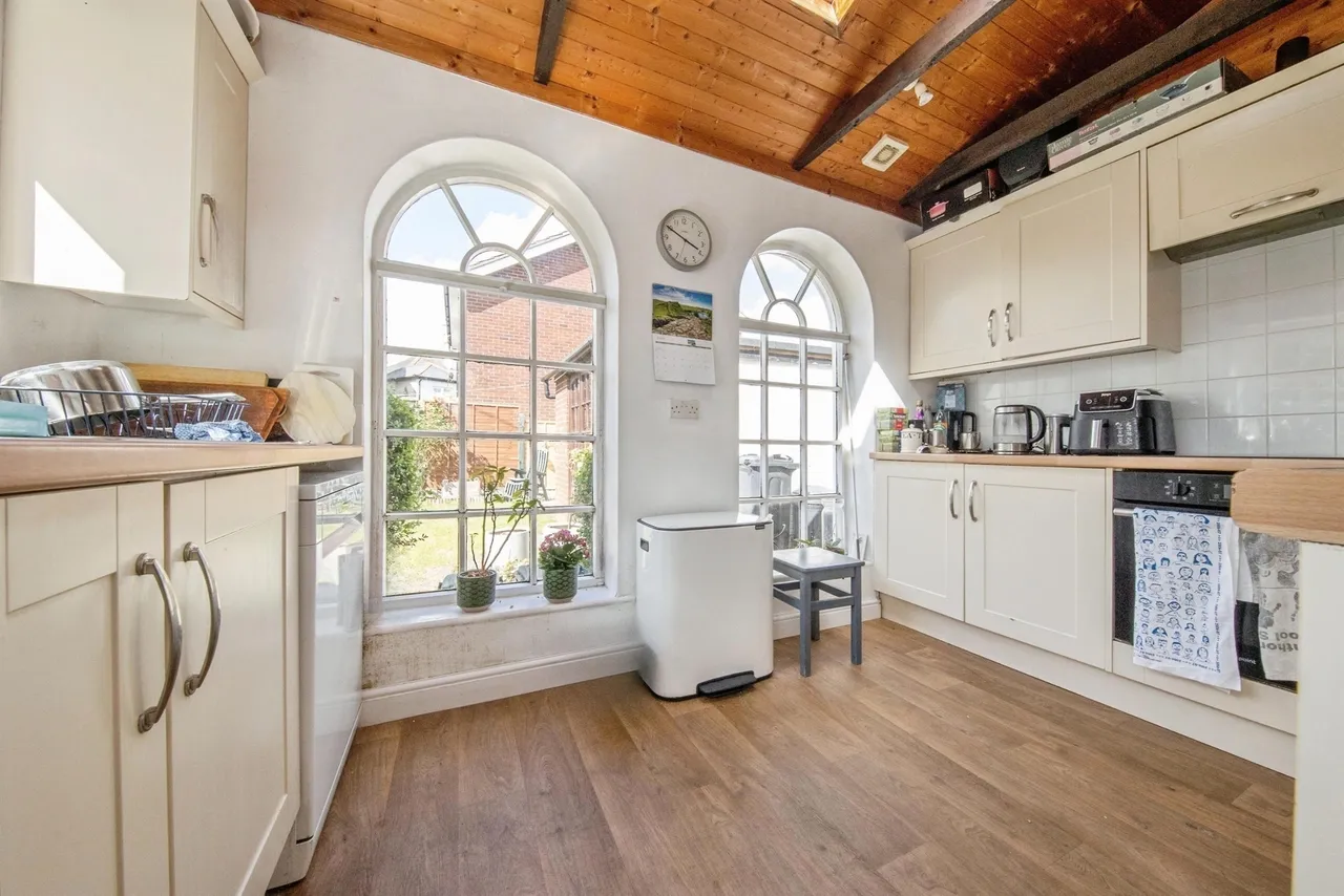 Station Road, Great Bentley, Colchester, photo 4