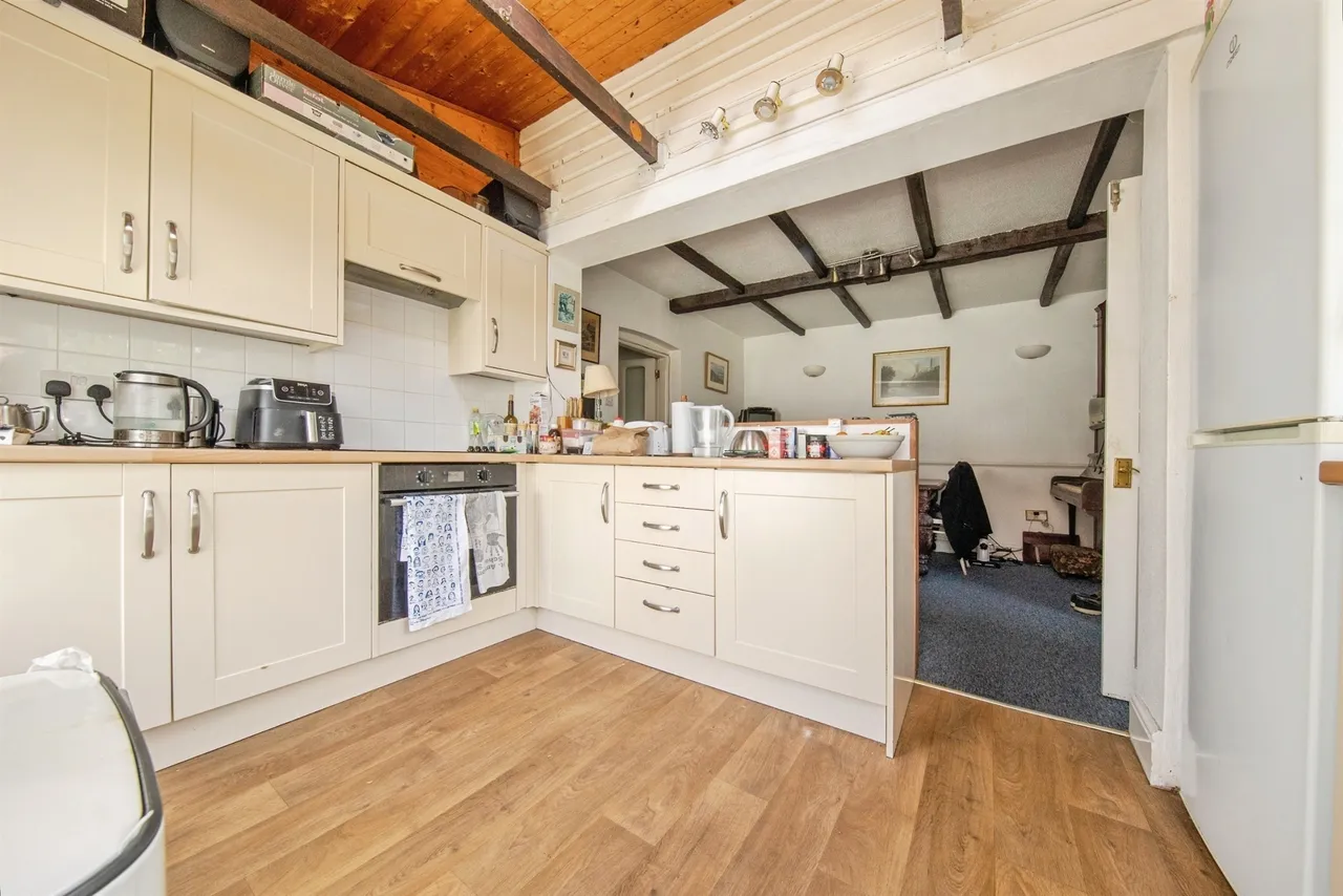 Station Road, Great Bentley, Colchester, photo 8