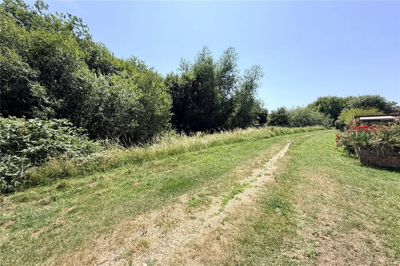 Cheyne Way, Farnborough, Hampshire, GU14 8SE, photo 13