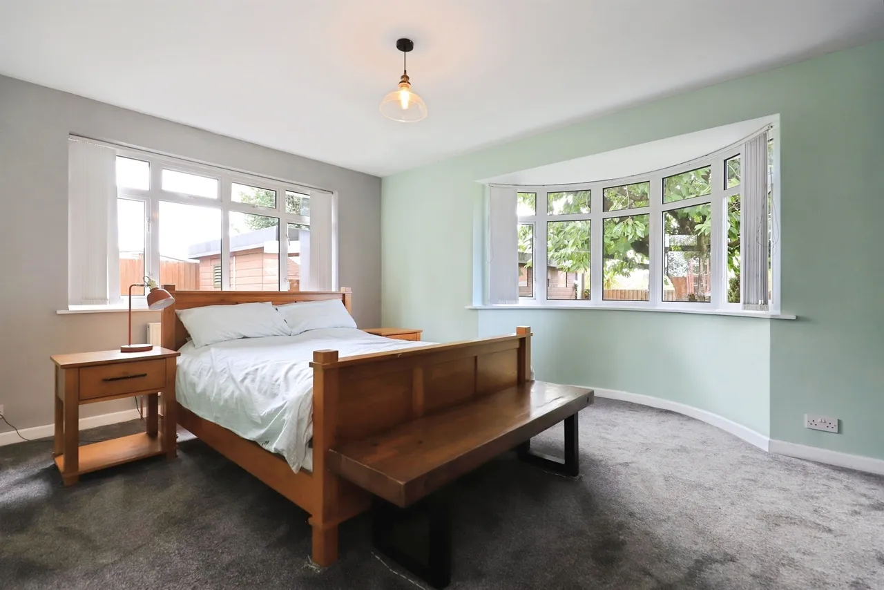 Eliot Croft, Bilston, WV14, photo 14