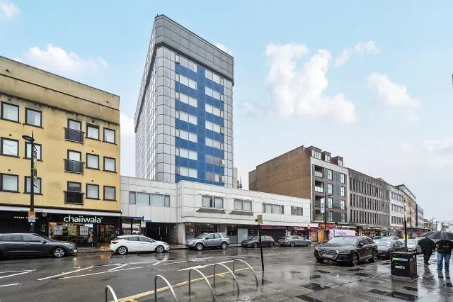 High Street, Slough, SL1, photo 15