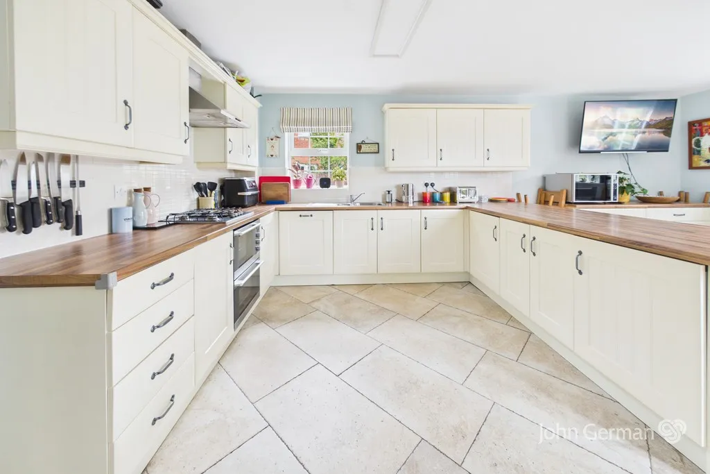 Maxwell Drive, Loughborough, photo 7
