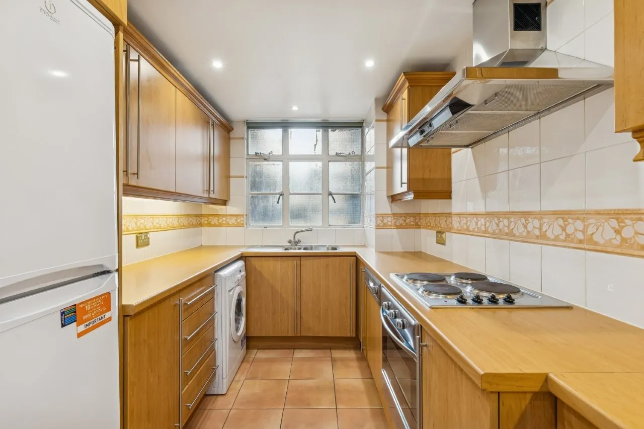 Carrington House, Hertford Street, London, W1J 7SU, photo 3