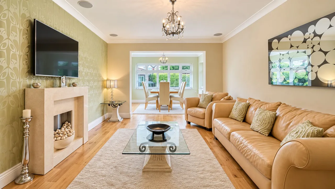 Winmarith Drive, Hale Barns, WA15, photo 6