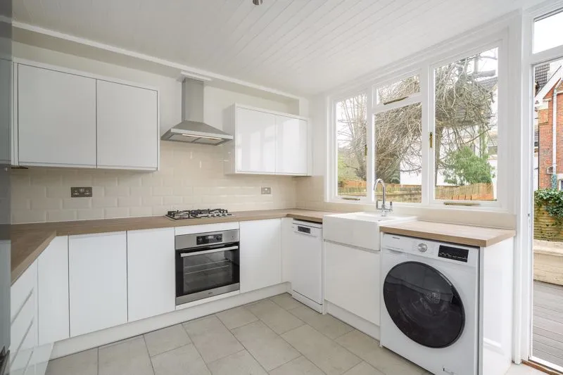 Angas Court, Weybridge KT13 9BB, photo 4