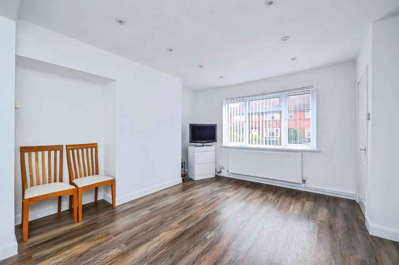 Burrows Avenue, Nottingham, NG9, photo 6