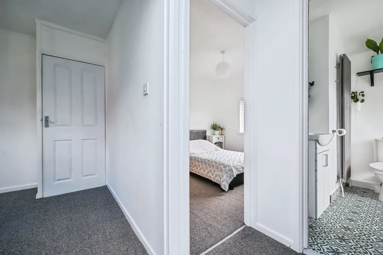 Burrows Avenue, Nottingham, NG9, photo 8