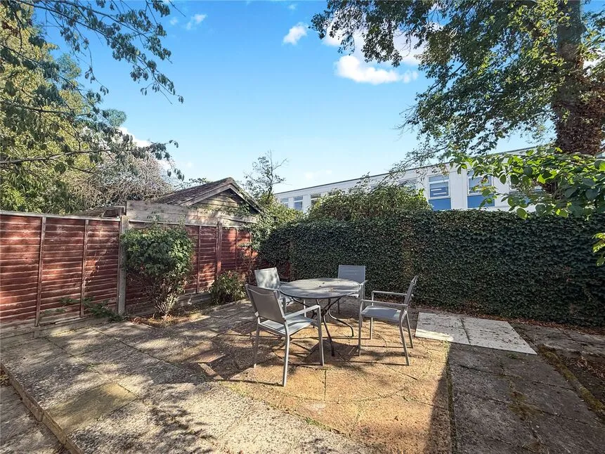 Langham Place, Egham, TW20, photo 12