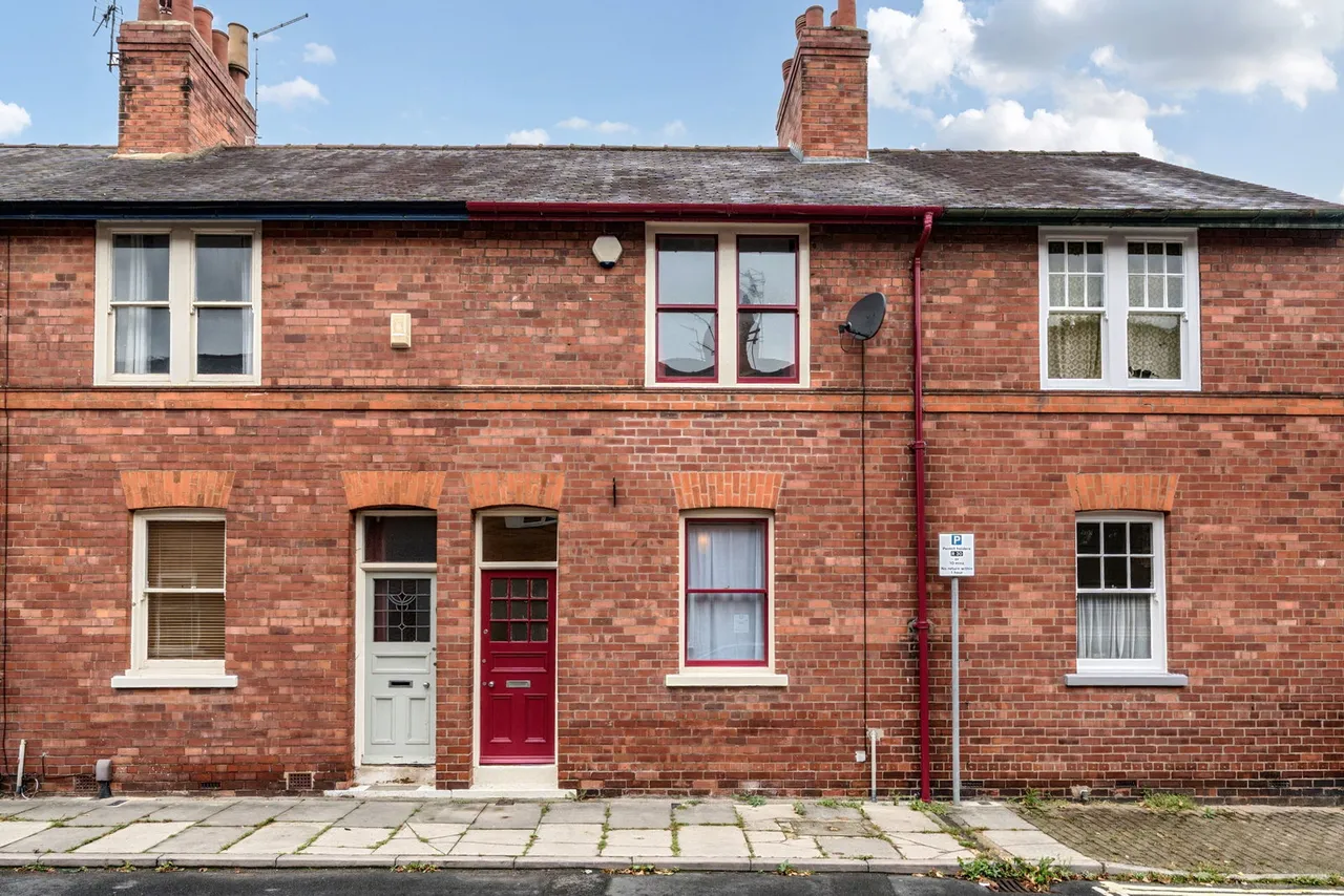 2 bed house for sale — Emmerson Street, York, YO31 0XH