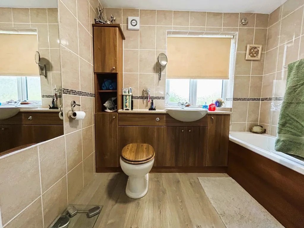 Hall Lane, Walsall Wood, WS9, photo 10