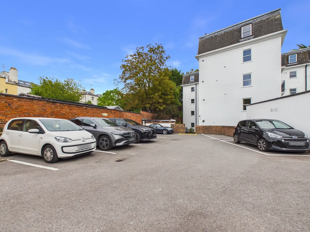 Flat 5, Christchurch Court, 77 Christchurch Road, Cheltenham, GL50 2PZ, photo 11