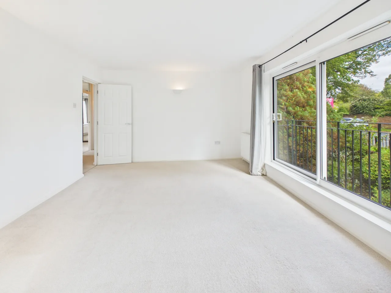 Flat 5, Christchurch Court, 77 Christchurch Road, Cheltenham, GL50 2PZ, photo 10