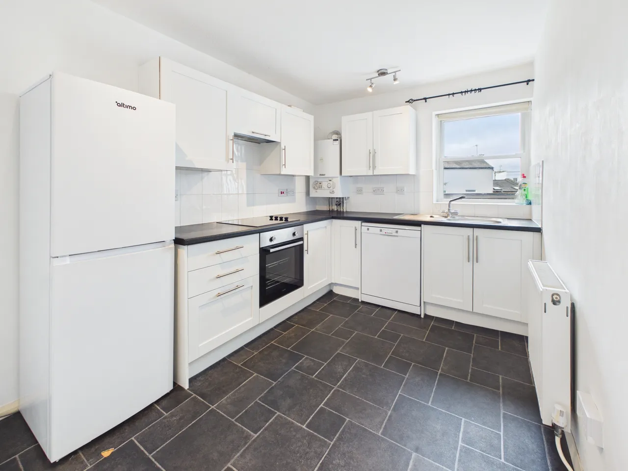 Flat 5, Christchurch Court, 77 Christchurch Road, Cheltenham, GL50 2PZ, photo 3
