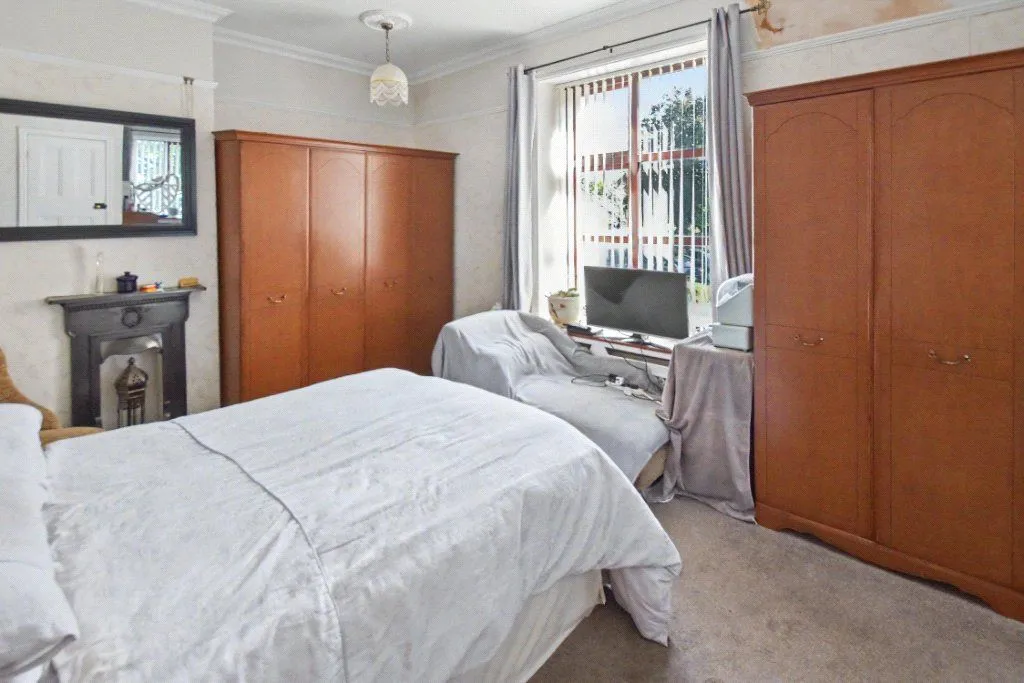 Burnt Side Road, Leeds, LS12, photo 5