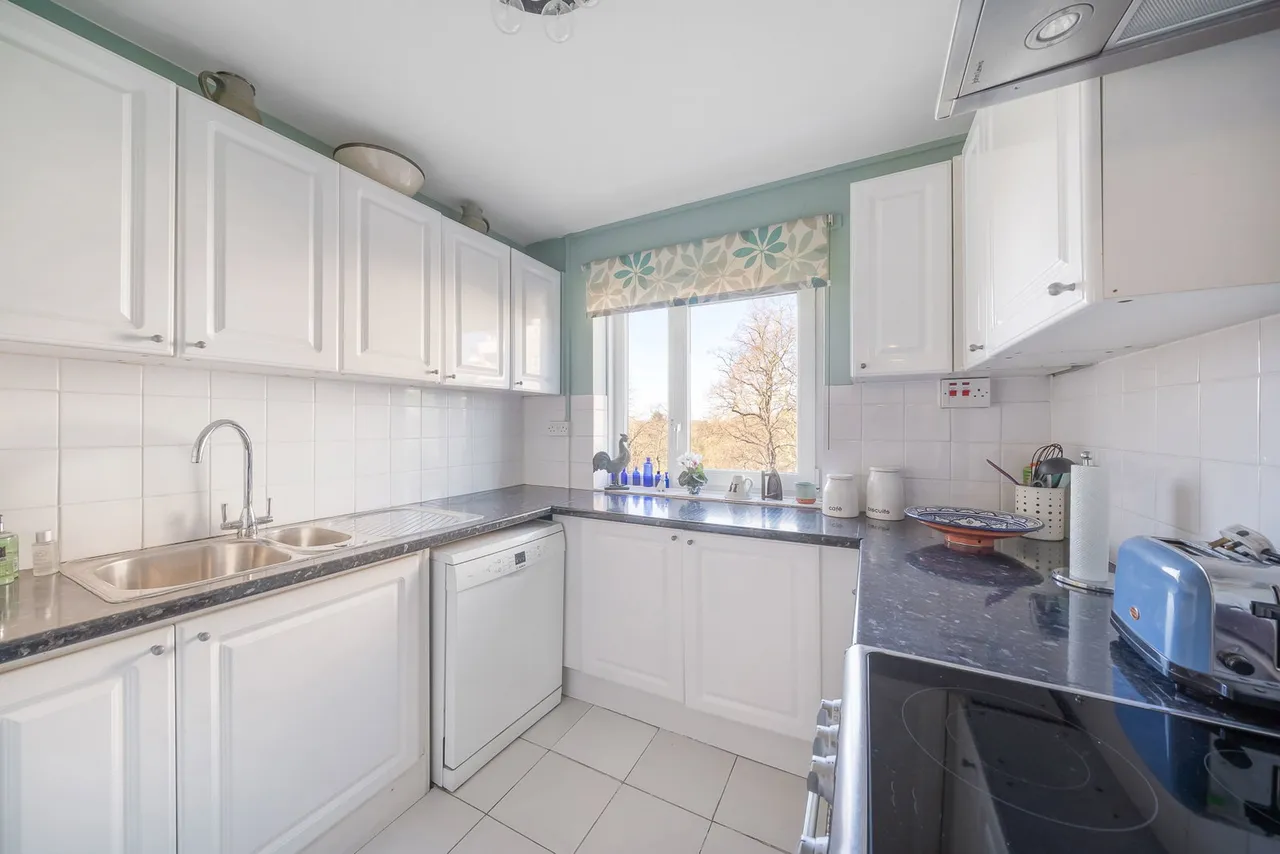 Fitzhugh Grove, Wandsworth, SW18, photo 2