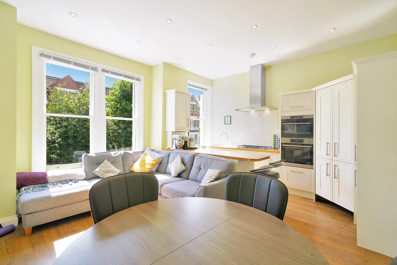 Streatley Road, London, NW6, photo 9