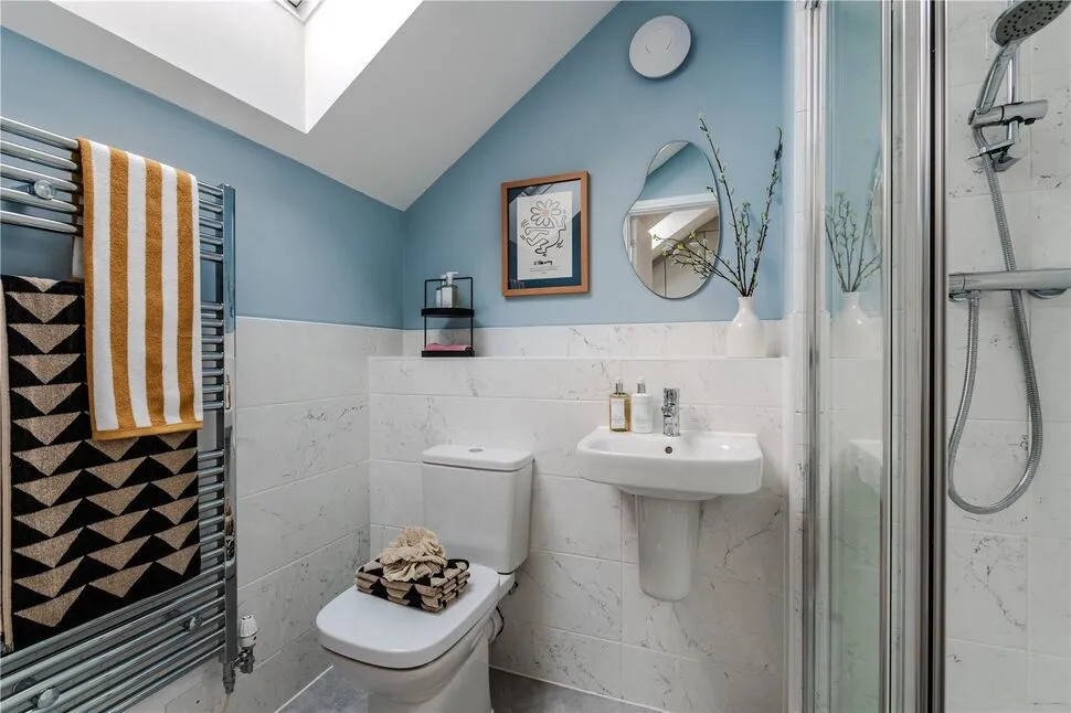 Minterne Avenue, Borden, ME10, photo 9