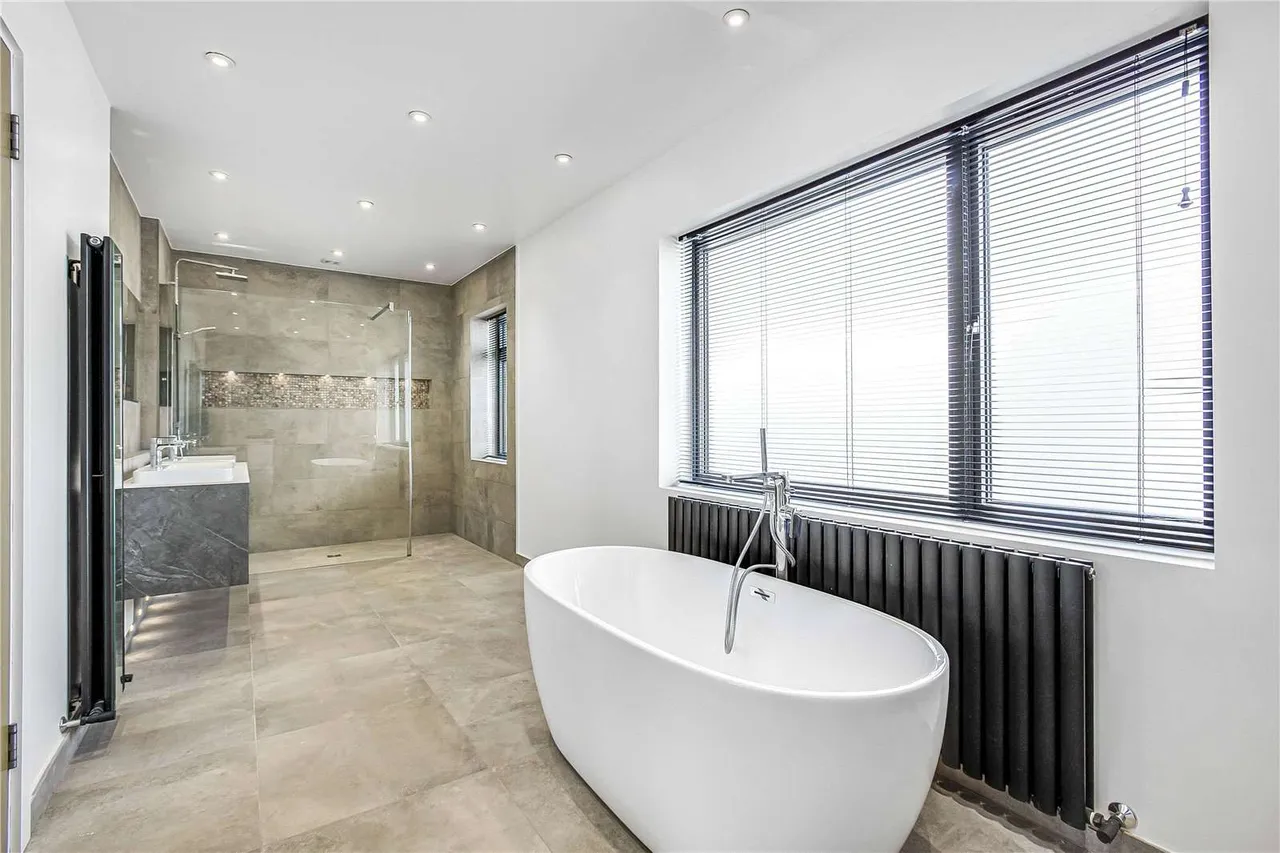 Derwent Avenue, London, SW15 3RA, photo 4