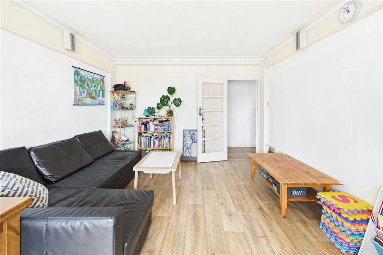 Corner Fielde, Streatham Hill, London, SW2, photo 3